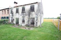  PORZIONE DI RUSTICO in Vendita
