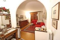 APPARTAMENTO DUE CAMERE AL TERZO ED ULTIMO PIANO in Vendita