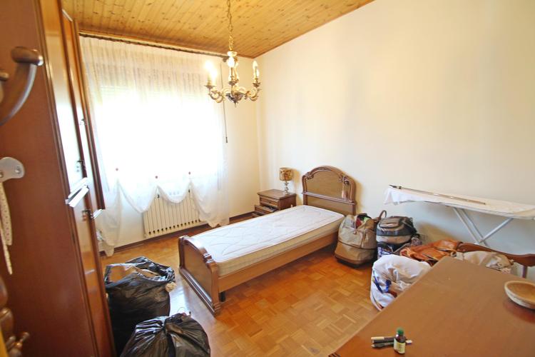  id.5302208